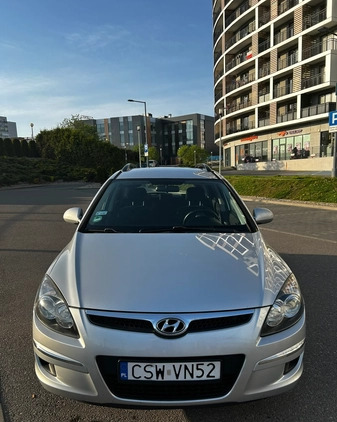 Hyundai I30 cena 15000 przebieg: 211028, rok produkcji 2010 z Gdańsk małe 92